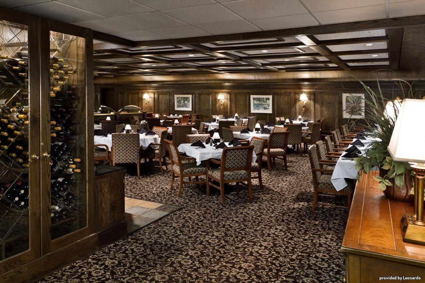 Bismarck Hotel And Conference Center Restaurante foto